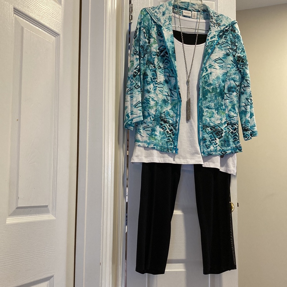 NWOT - WEEKENDS by Chico's Zip-Up Multi Coloured Turquoise Hoodie Jacket - Sz 0